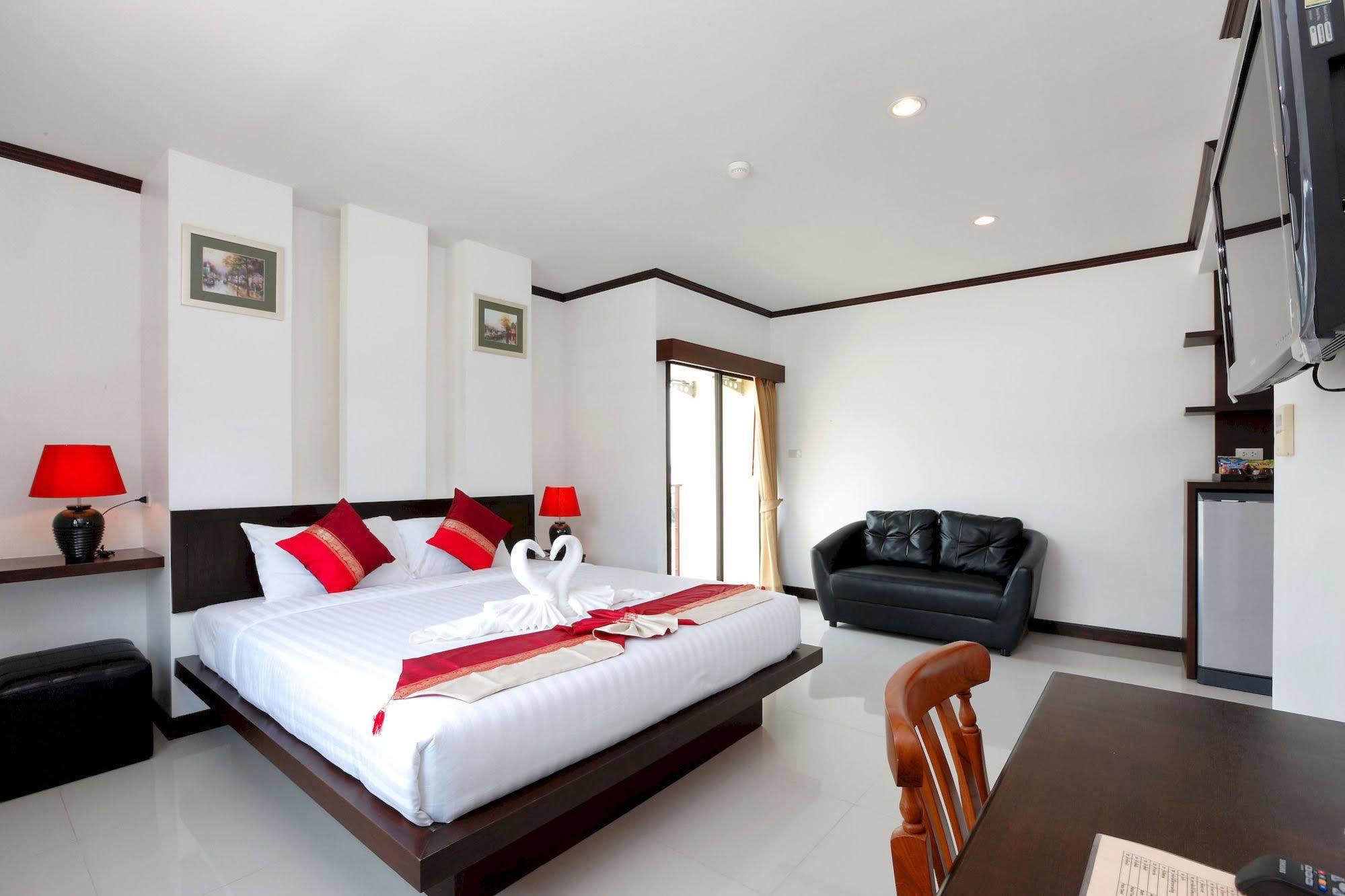 Sri Boutique Hotel Patong Zewnętrze zdjęcie