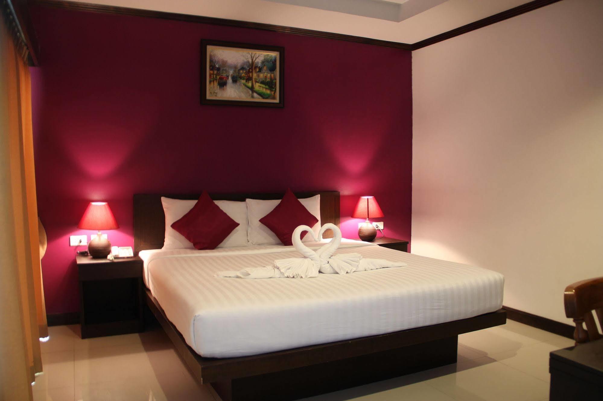 Sri Boutique Hotel Patong Zewnętrze zdjęcie