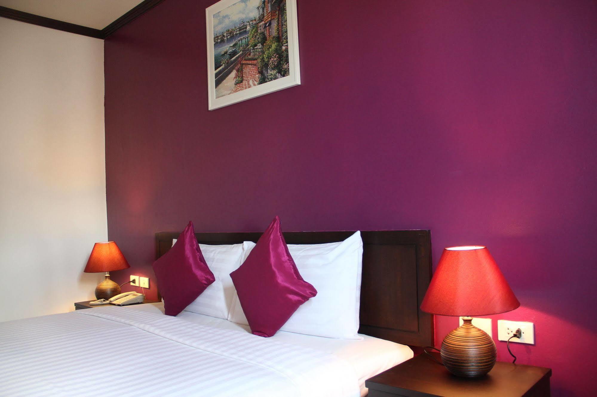 Sri Boutique Hotel Patong Zewnętrze zdjęcie