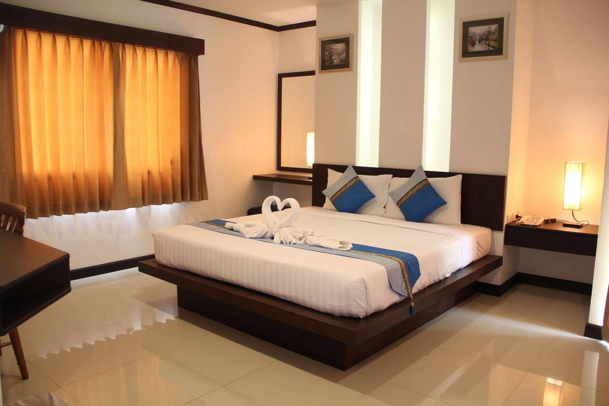 Sri Boutique Hotel Patong Zewnętrze zdjęcie