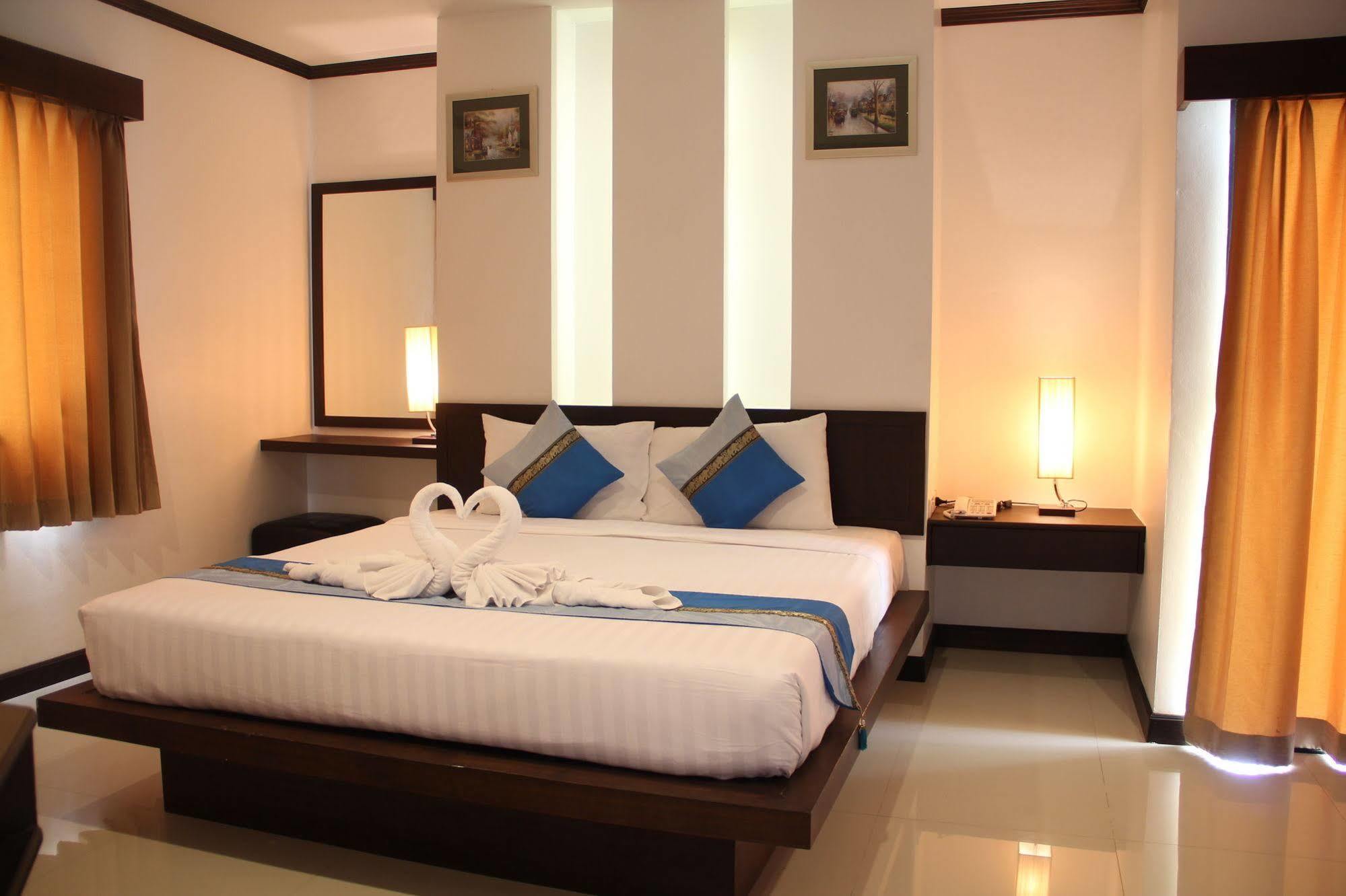 Sri Boutique Hotel Patong Zewnętrze zdjęcie