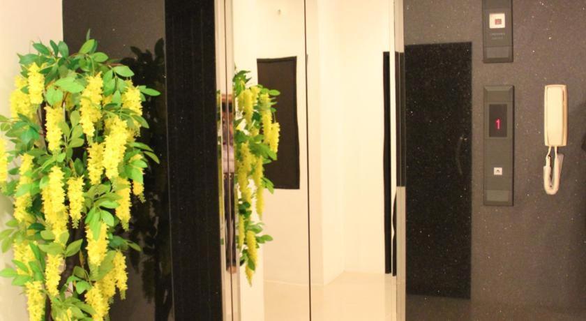 Sri Boutique Hotel Patong Zewnętrze zdjęcie