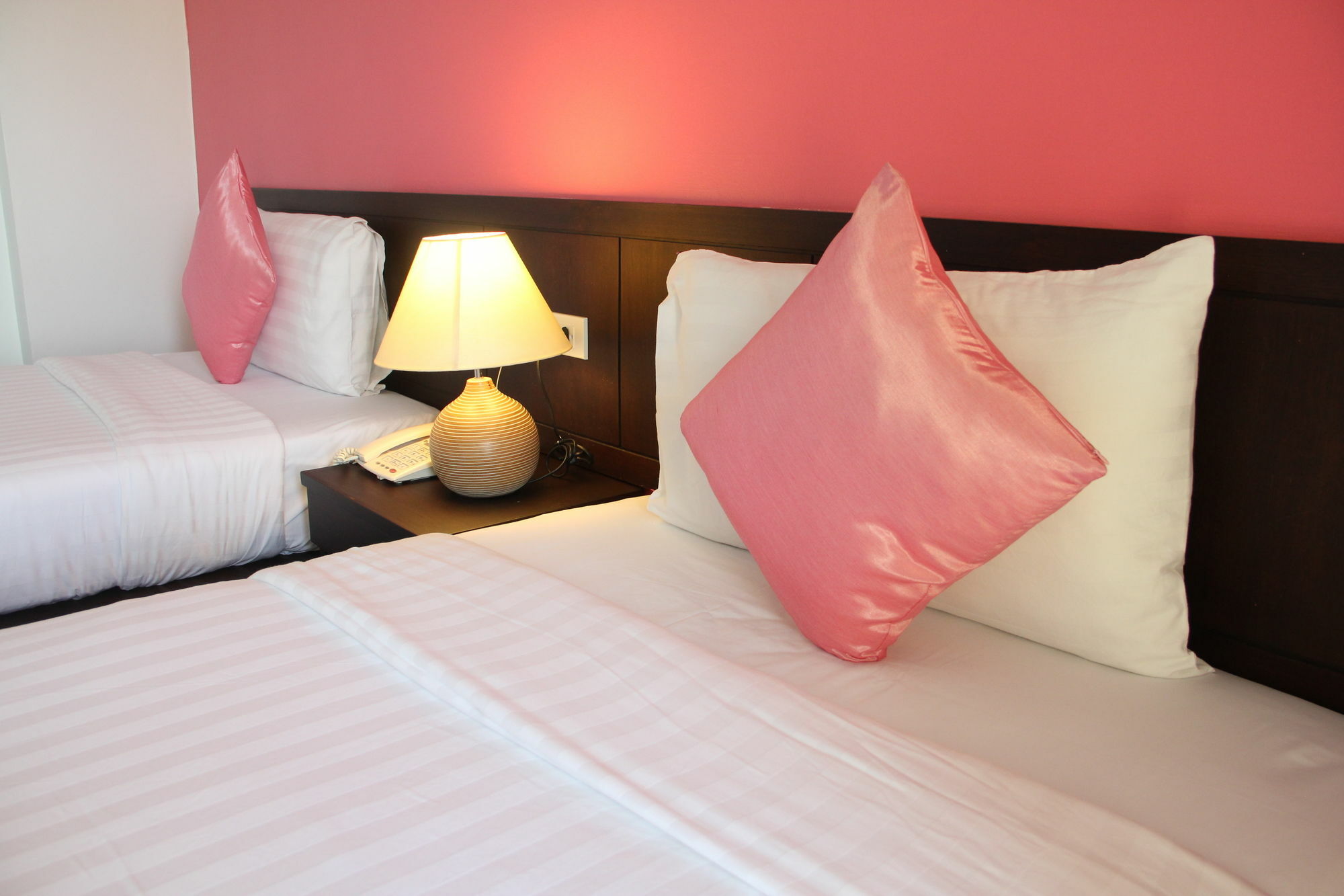 Sri Boutique Hotel Patong Zewnętrze zdjęcie